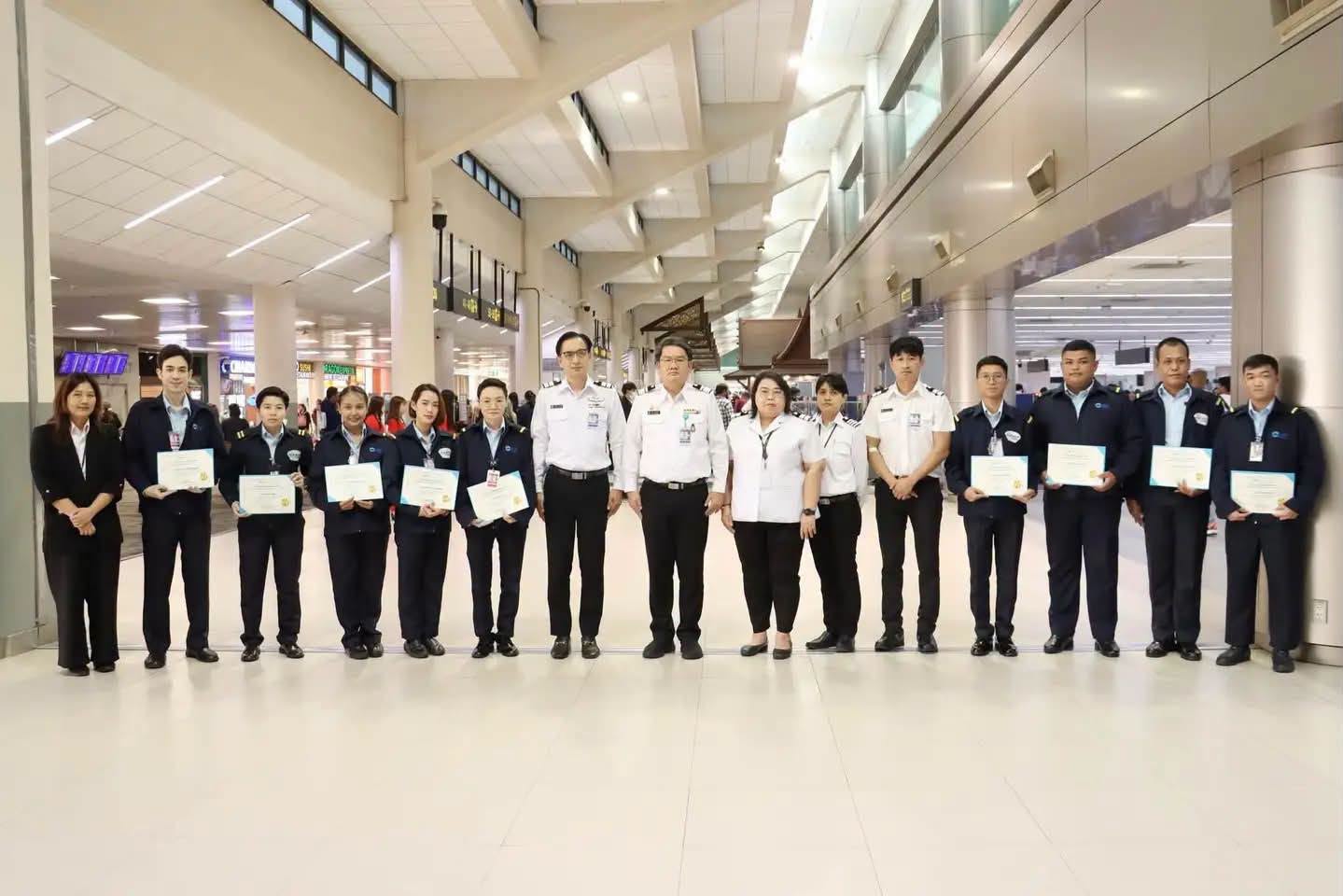 บรท. ขอชมเชยเจ้าหน้าที่ตรวจค้น ฝ่ายปฏิบัติการท่าอากาศยานดอนเมือง ที่ได้รับการคัดเลือกเป็นพนักงานตรวจค้นดีเด่น ในโครงการ “Triple Star” ประจำเดือน กรกฎาคม 2569