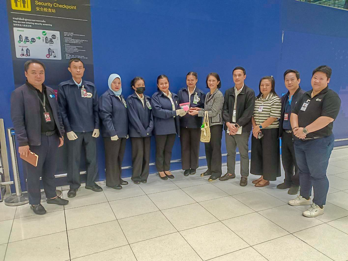 บรท. เข้าตรวจเยี่ยมพนักงานฝ่ายปฏิบัติการท่าอากาศยานสุวรรณภูมิ (ฝสภ.) โดยลงพื้นที่อย่างต่อเนื่อง ณ ท่าอากาศยานสุวรรณภูมิ