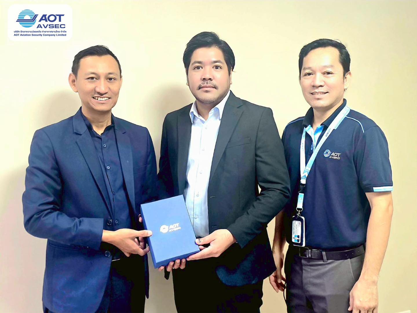 บรท. ขอบคุณลูกค้าสายการบิน ณ ท่าอากาศยานภูเก็ต