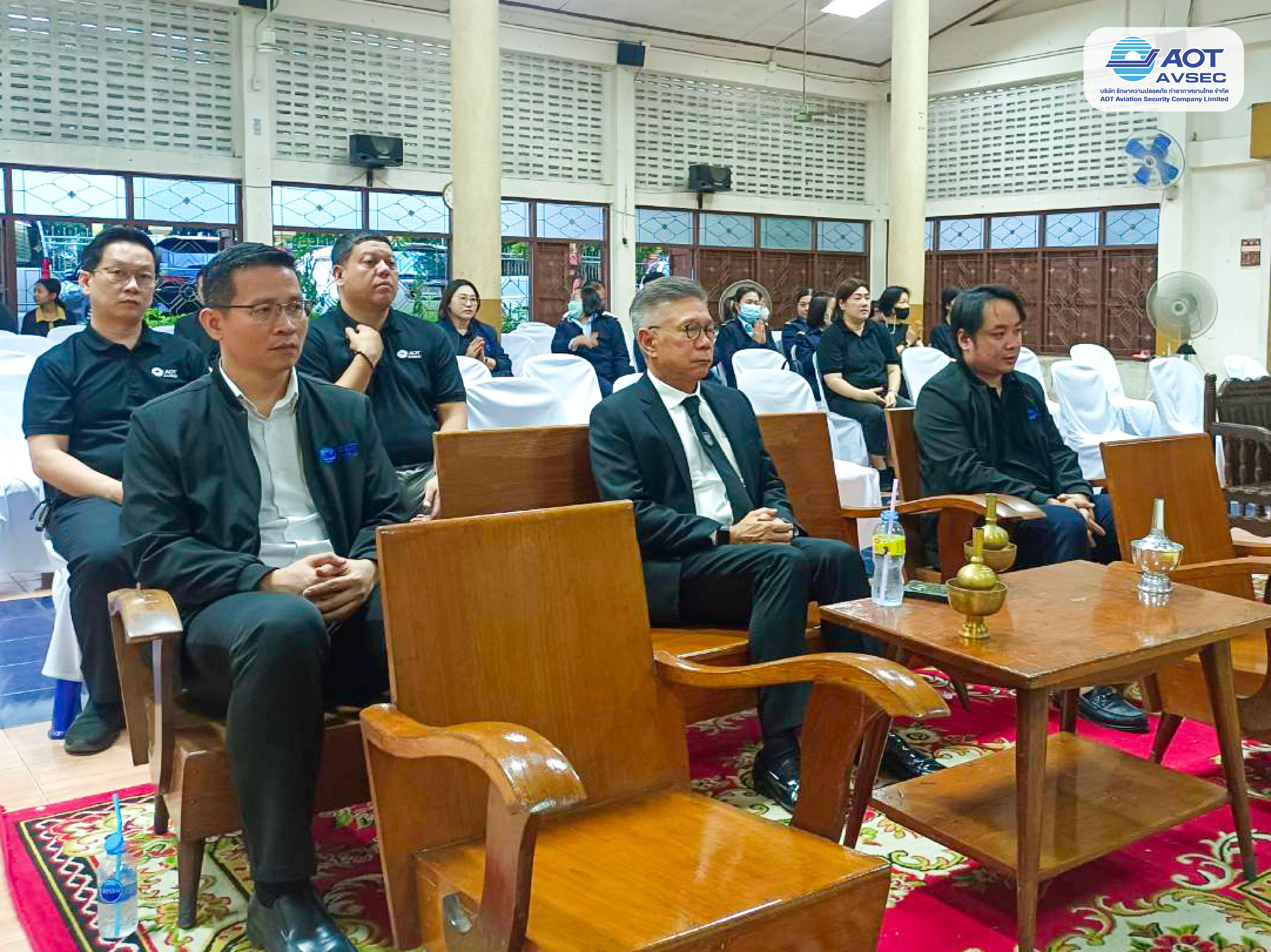 คุณกาญจน์ ทองใหญ่ รักษาการรองกรรมการผู้จัดการสายงานปฏิบัติการ (รก.รปก.) ได้เข้าร่วมฟังสวดพระอภิธรรมศพ ผู้ช่วยหัวหน้าเจ้าหน้าที่ปฏิบัติการงานตรวจค้น ฝสภ.